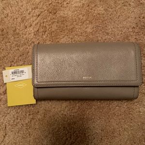 FOSSIL LOGAN FLAP WALLET
